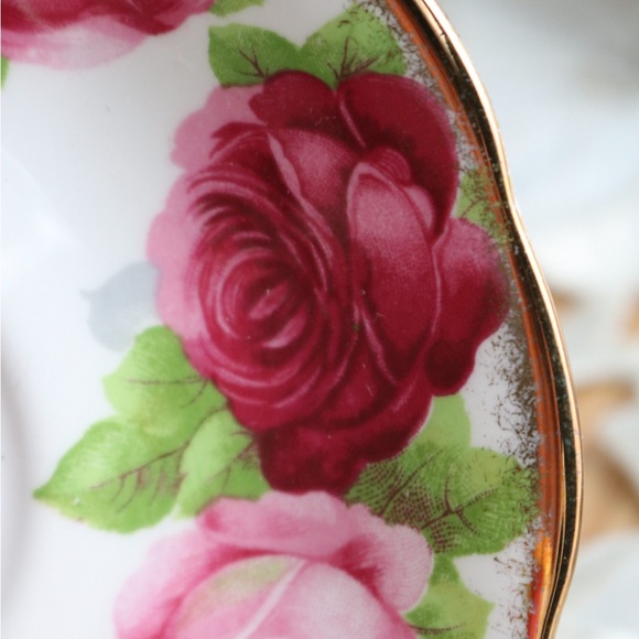 Royal Albert Old English Roses Teacup Pink Red Floral Bone China England Cup - Picture 11 of 15
